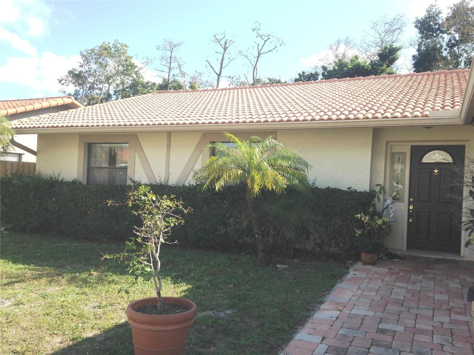 21156 Escondido Way Boca Raton, FL 33433 - Photo 2 of 10 Photo 2