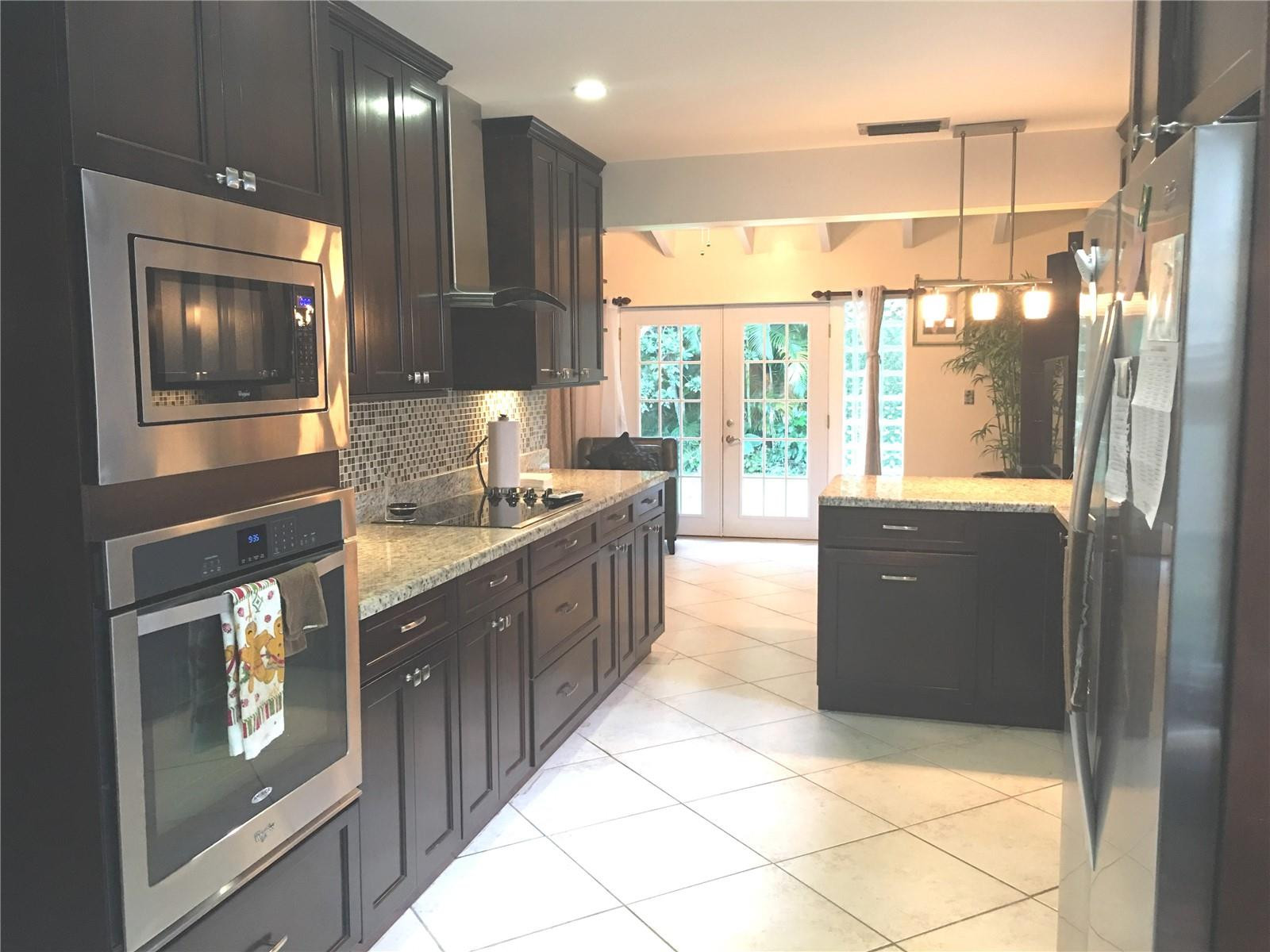 21156 Escondido Way Boca Raton, FL 33433 - Photo 8 of 10 Photo 8