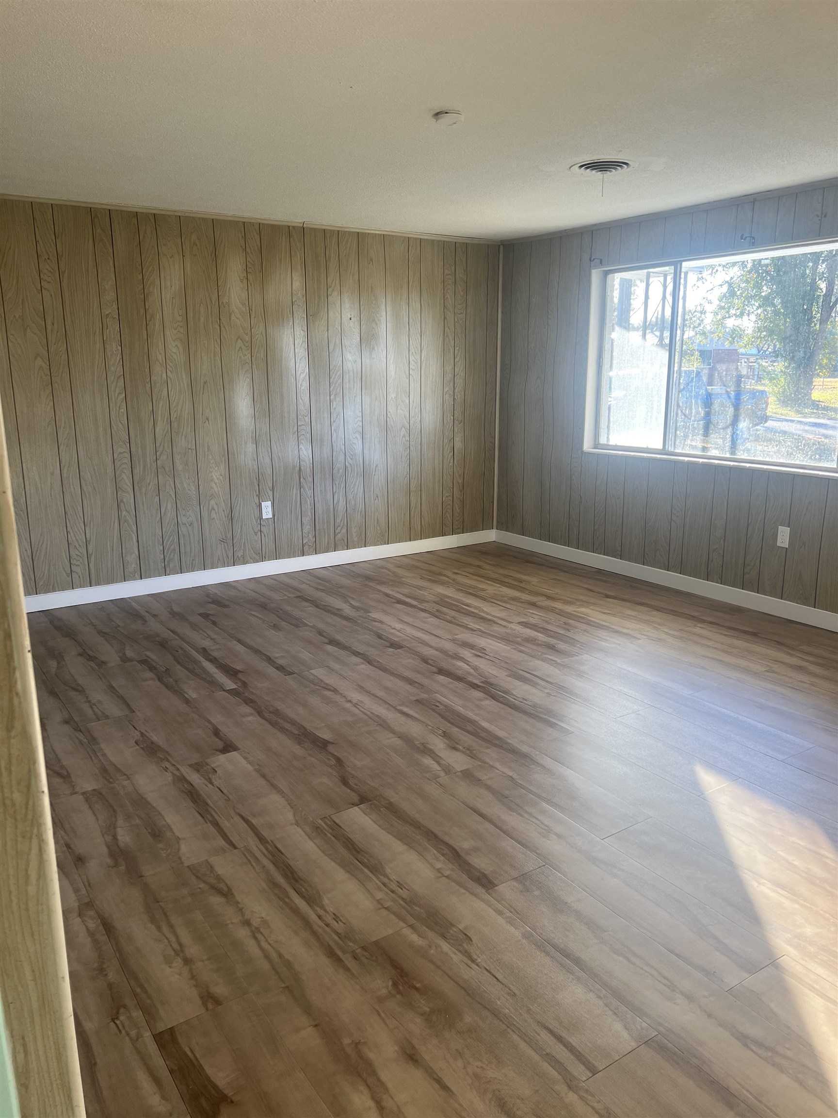 616 West Magnolia Avenue Foley, AL 36535 - Photo 7 of 14