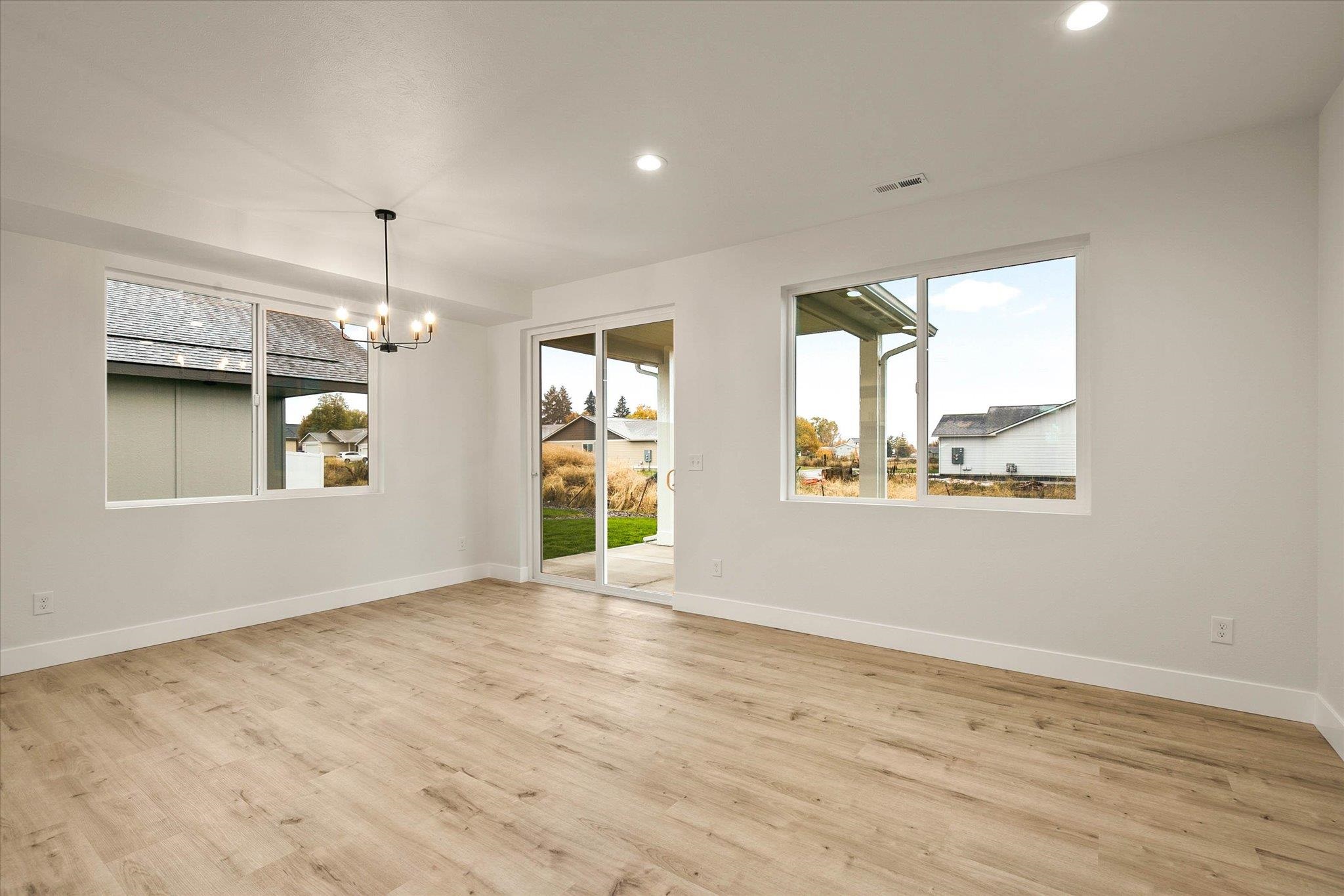 4525 North McCabe Road, Unit 4527 Spokane Valley, WA 99216 - Photo 4 of 24