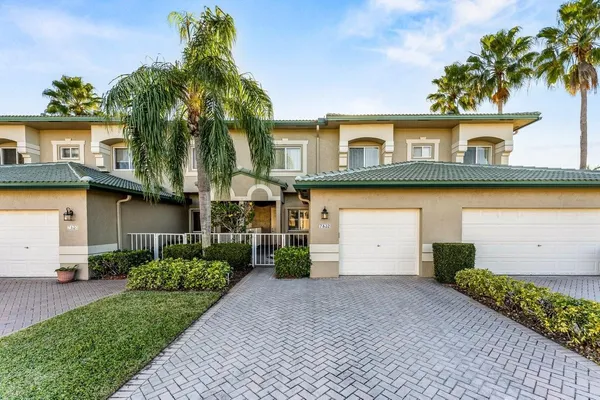 $419,500 | 7832 Exeter Boulevard East, Unit 102, Tamarac, FL 33321