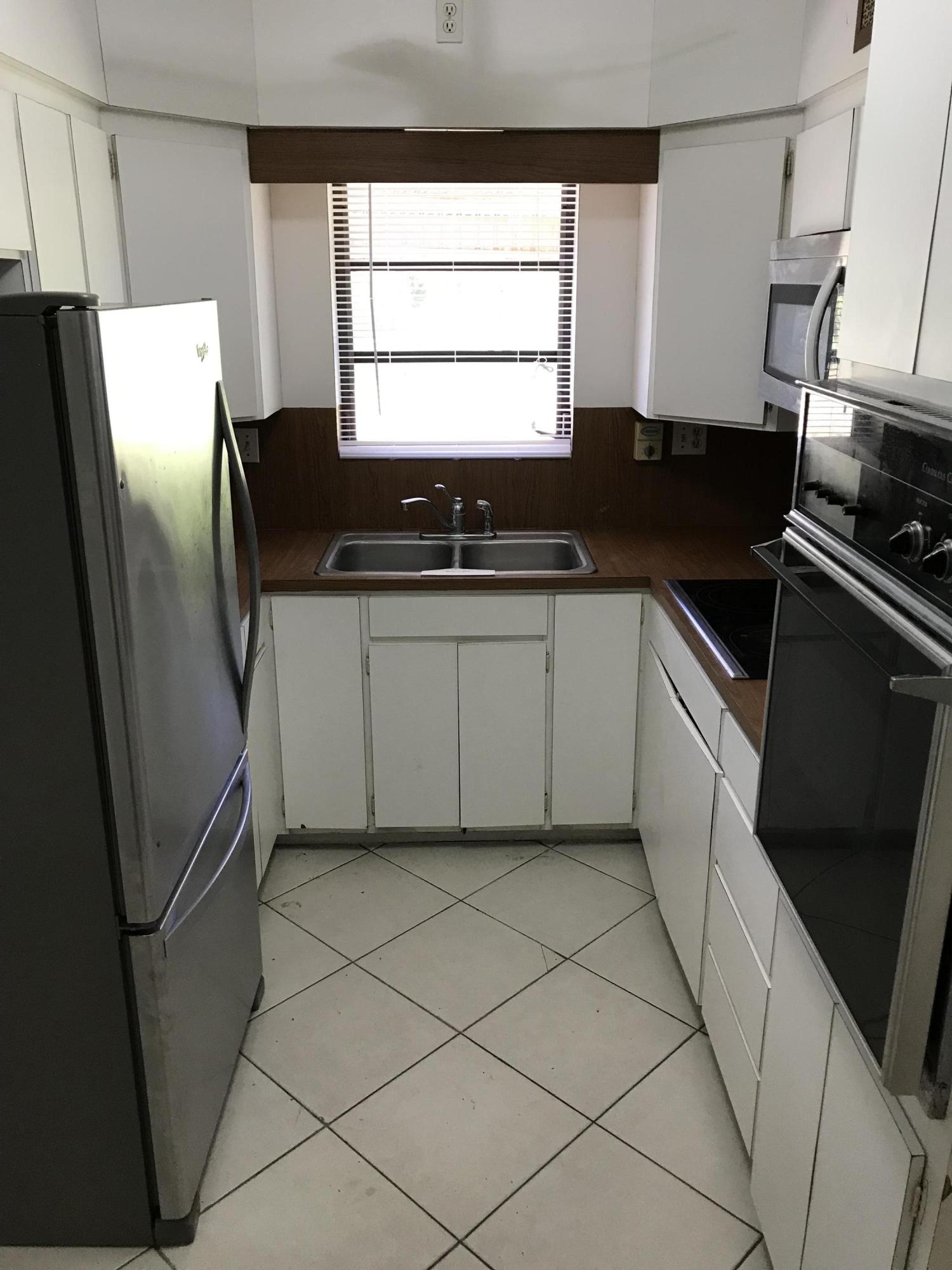 935 Northwest 2nd Avenue Boca Raton, FL 33432 - Photo 26 of 49 IMG_5545