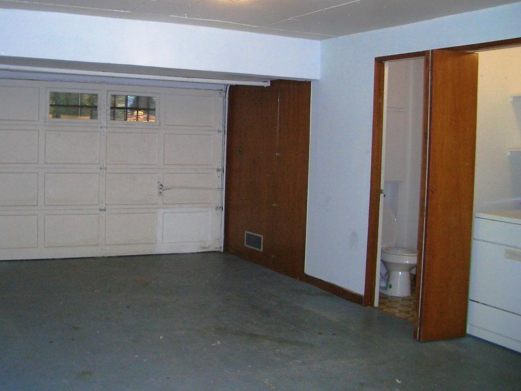 935 Northwest 2nd Avenue Boca Raton, FL 33432 - Photo 33 of 49 12 garage