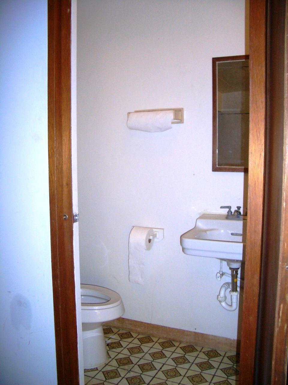 935 Northwest 2nd Avenue Boca Raton, FL 33432 - Photo 34 of 49 10 bath-2
