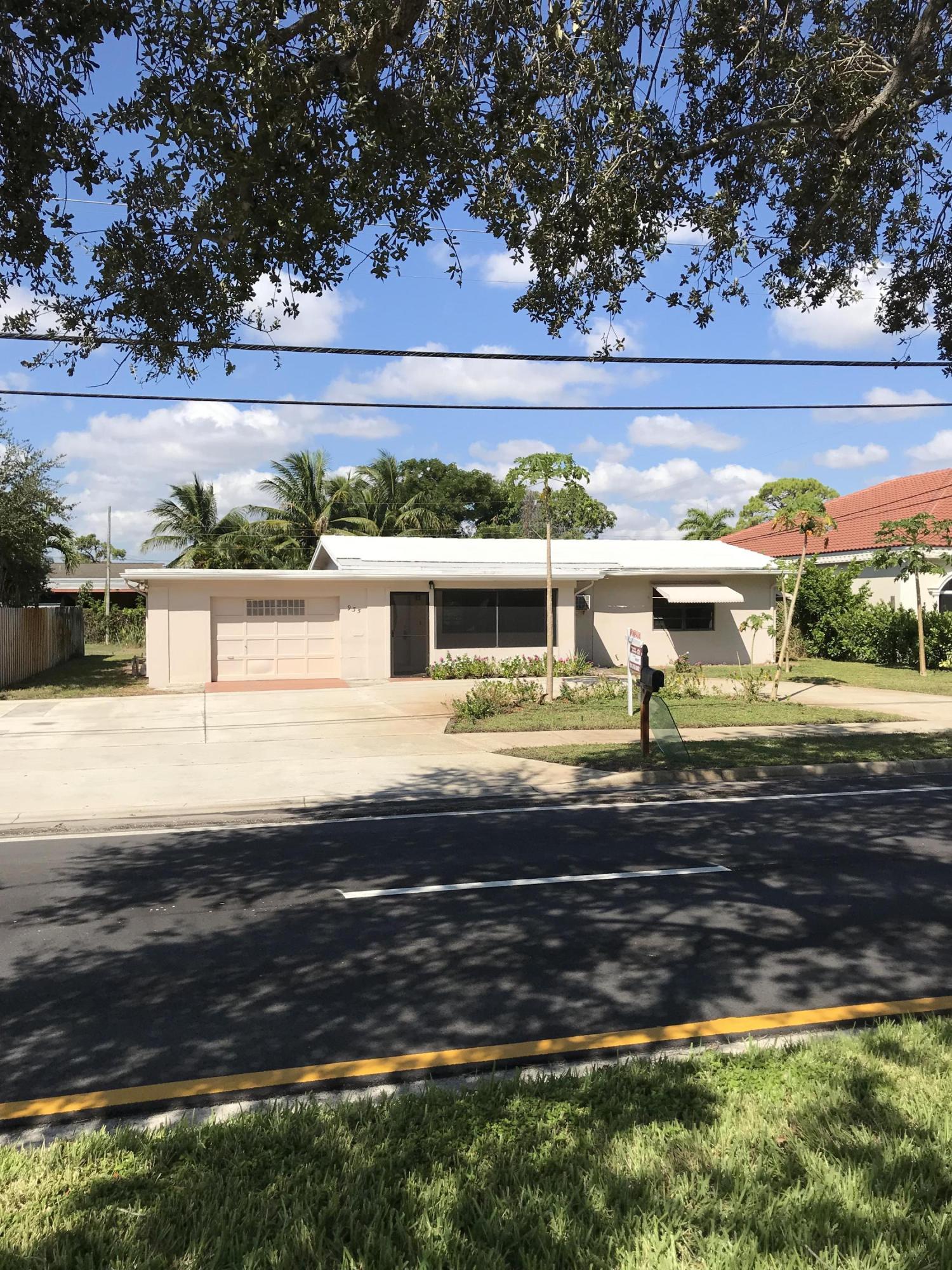 935 Northwest 2nd Avenue Boca Raton, FL 33432 - Photo 4 of 49 IMG_5522