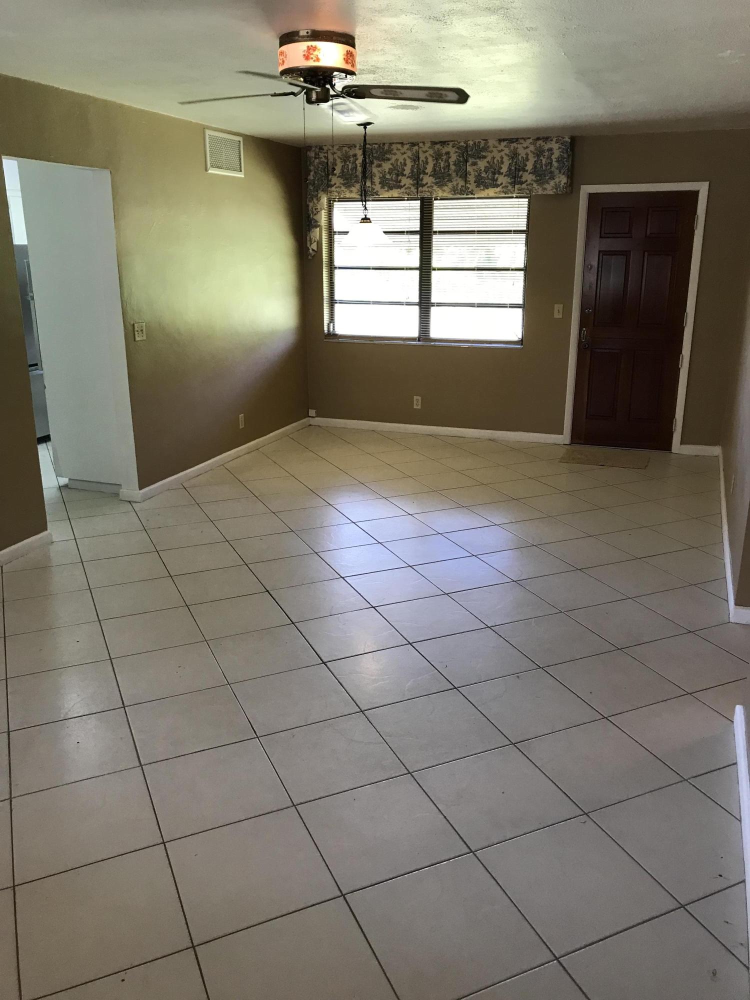 935 Northwest 2nd Avenue Boca Raton, FL 33432 - Photo 6 of 49 IMG_5525
