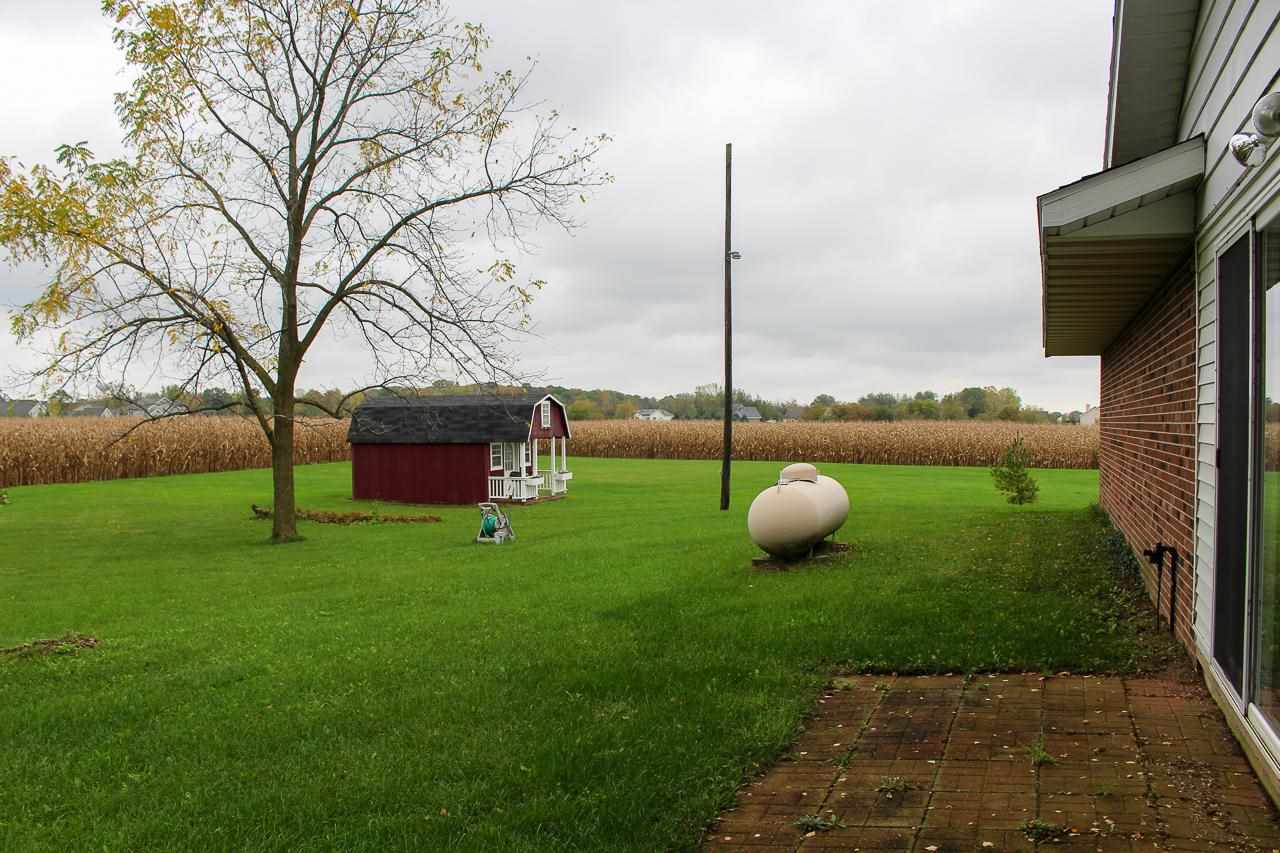 7023 East Broomfield Road Mount Pleasant, MI 48858 - Photo 4 of 32 1897337-3.JPG