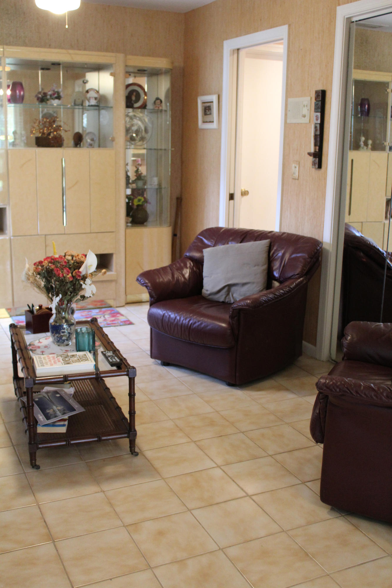8963 Old Pine Way Boca Raton, FL 33433 - Photo 11 of 31 Third bedroom or den