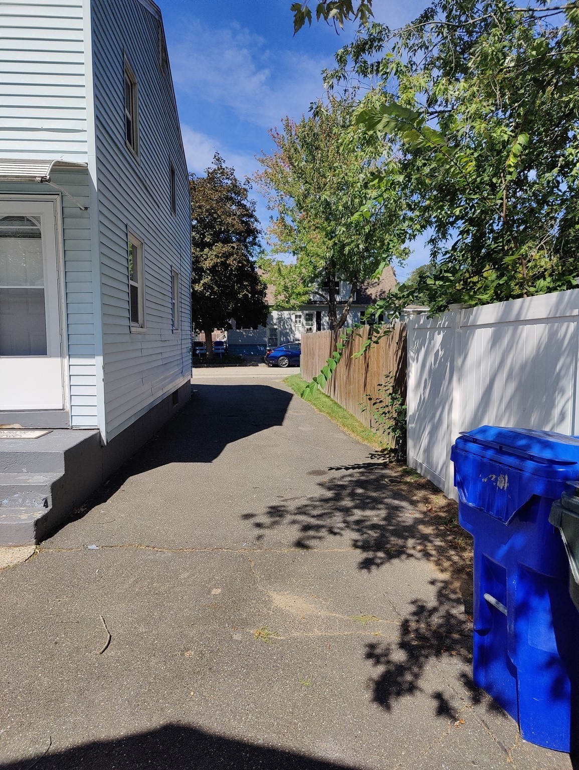 61-63 Wilson Street Springfield, MA 01104 - Photo 4 of 17 Gallery Image 4