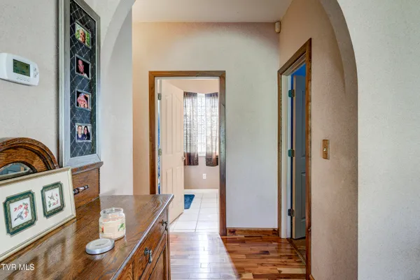 $685,000 | 8845 Highway 107 Cutoff, Greeneville, TN 37743