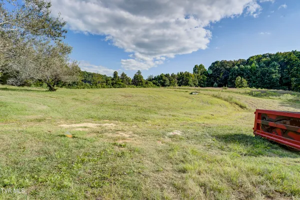 $685,000 | 8845 Highway 107 Cutoff, Greeneville, TN 37743