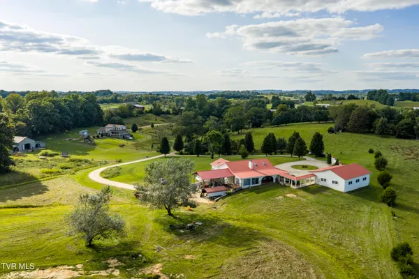 $685,000 | 8845 Highway 107 Cutoff, Greeneville, TN 37743