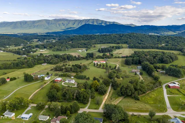 $719,900 | 8845 Highway 107 Cutoff, Greeneville, TN 37743