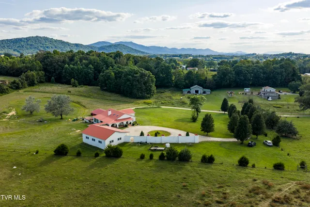 $719,900 | 8845 Highway 107 Cutoff, Greeneville, TN 37743
