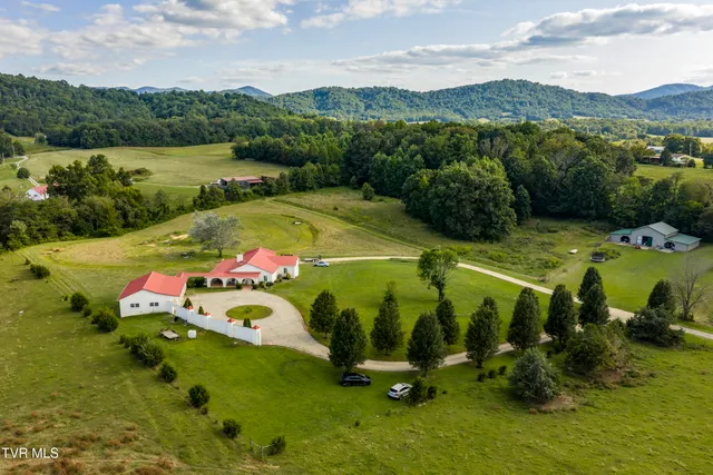 $719,900 | 8845 Highway 107 Cutoff, Greeneville, TN 37743