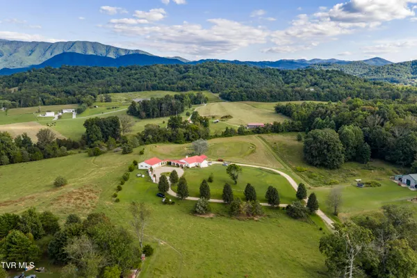 $685,000 | 8845 Highway 107 Cutoff, Greeneville, TN 37743