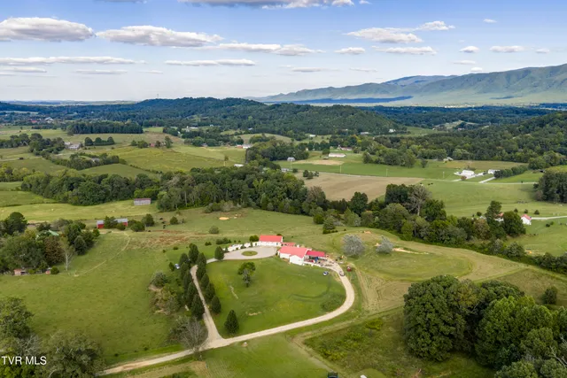 $719,900 | 8845 Highway 107 Cutoff, Greeneville, TN 37743