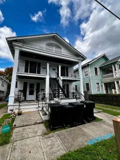 $1,250 | 125 South Scott Street, New Orleans, LA 70119