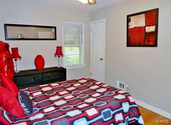9930 MacKenzie Road St. Louis, MO 63123 - Photo 29 of 39