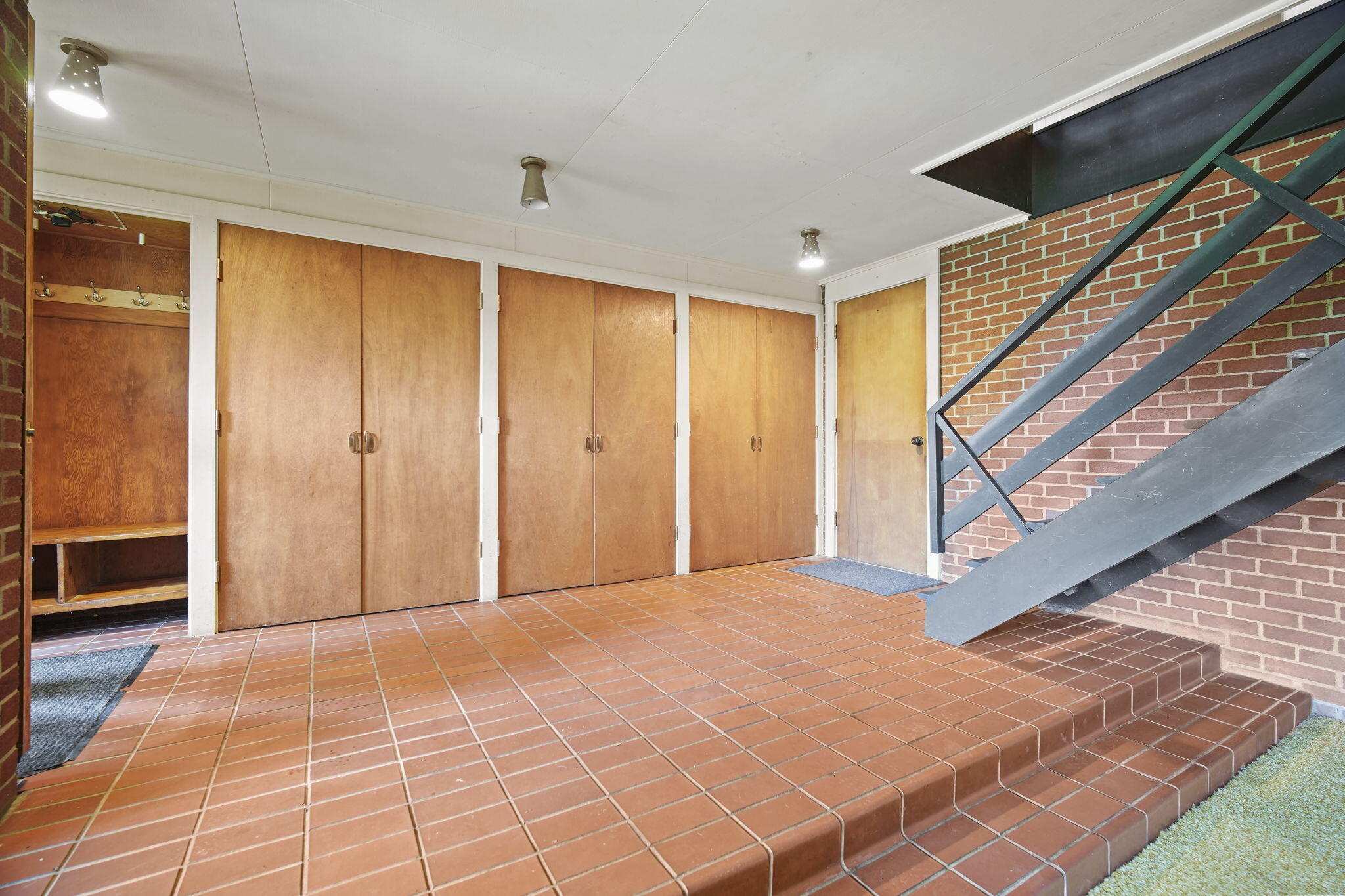 2006 Parkwood Way Jackson, MI 49203 - Photo 24 of 30 24