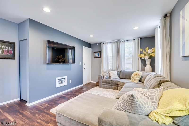 361 Rudolph Avenue Rahway, NJ 07065 - Photo 6 of 29 Gallery Image 6