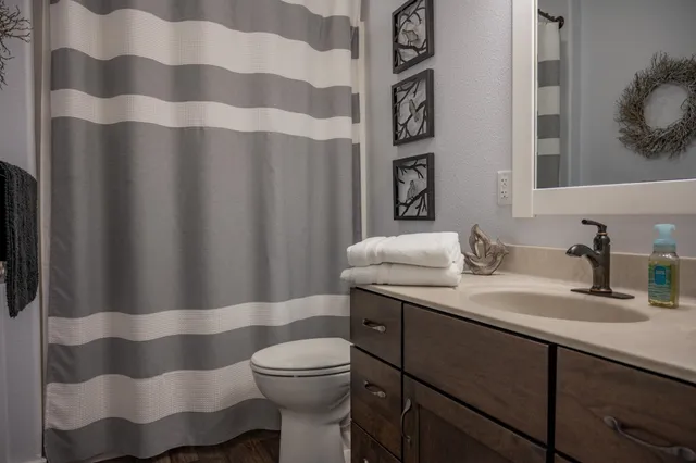 $1,275,000 | N9310 22nd Avenue, Necedah, WI 54646