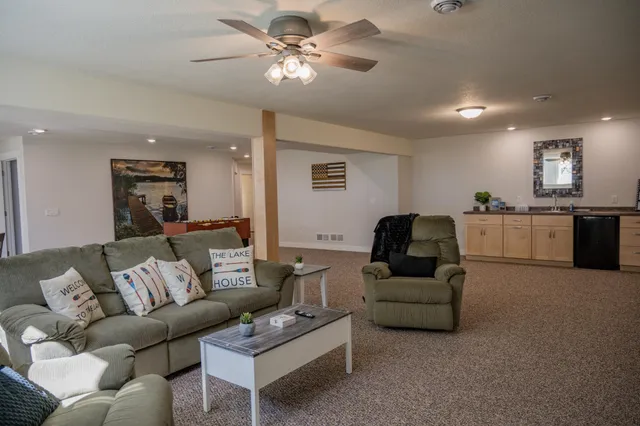 $1,275,000 | N9310 22nd Avenue, Necedah, WI 54646