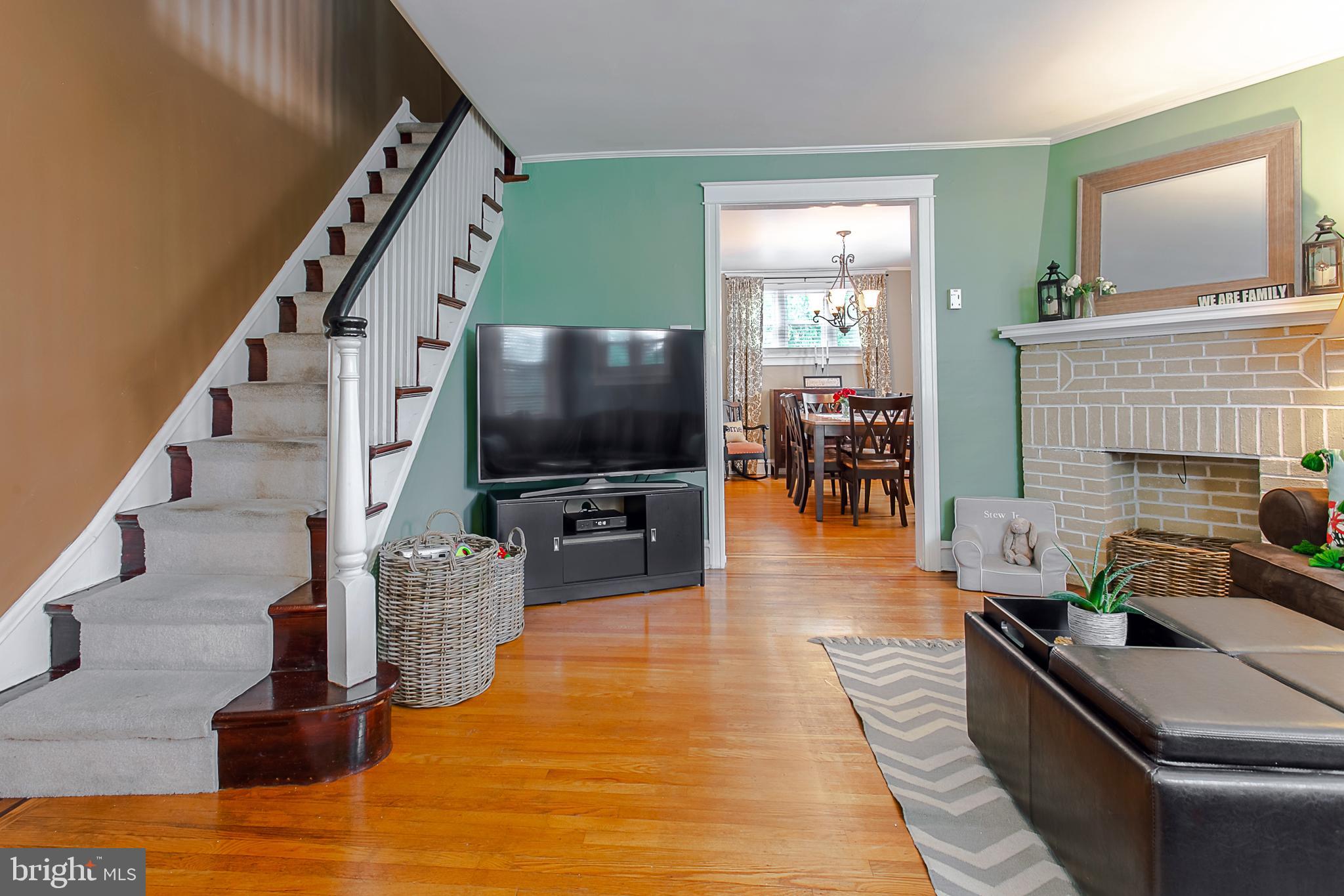 735 Humphreys Road Ardmore, PA 19003 - Photo 3 of 16 Gallery Image 3