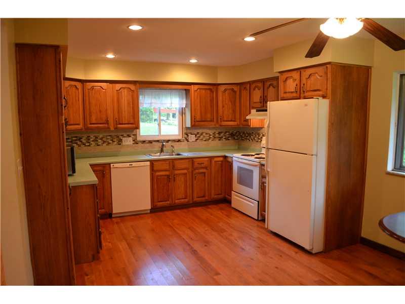 1630 Washington Road Apollo, PA 15613 - Photo 5 of 10 Kitchen.