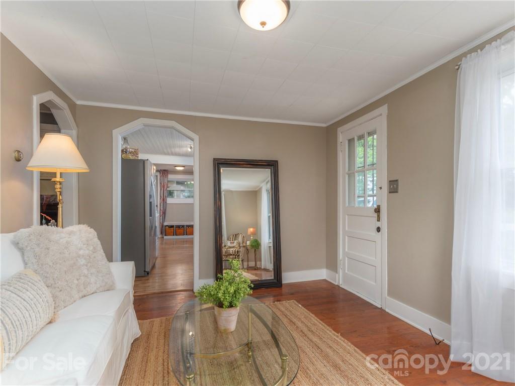 94 Justice Ridge Road Candler, NC 28715 - Photo 3 of 21 Gallery Image 3