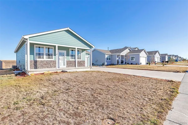 $380,000 | 436 South 3rd Avenue, Deer Trail, CO 80105