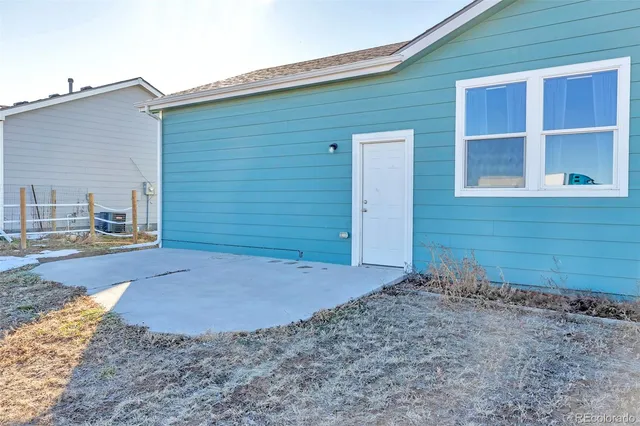 $380,000 | 436 South 3rd Avenue, Deer Trail, CO 80105