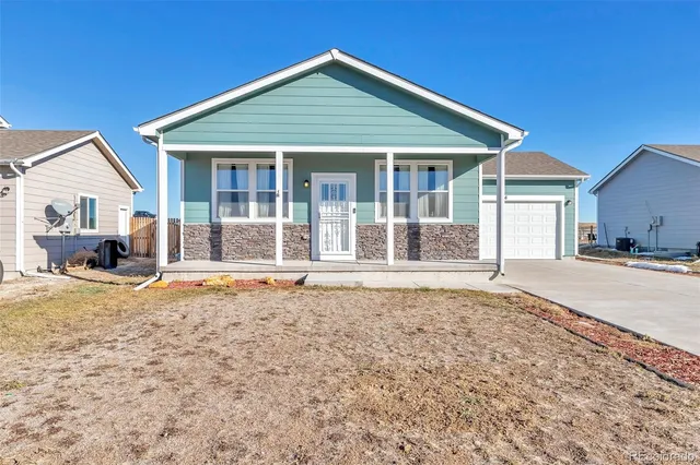 $380,000 | 436 South 3rd Avenue, Deer Trail, CO 80105