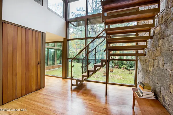 $1,593,720 | 3 Kanachta Lane, Saratoga Springs, NY 12866