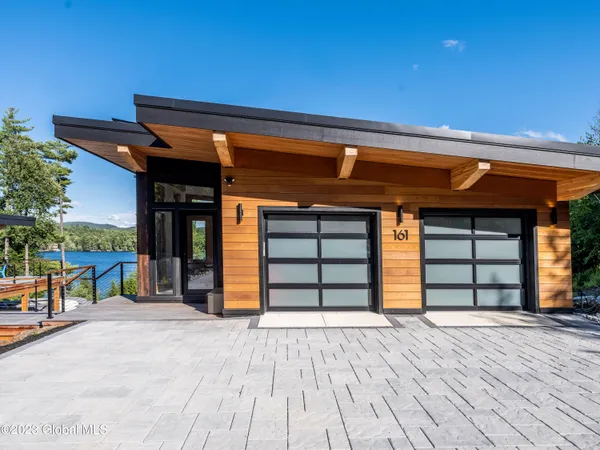 $1,593,720 | 3 Kanachta Lane, Saratoga Springs, NY 12866