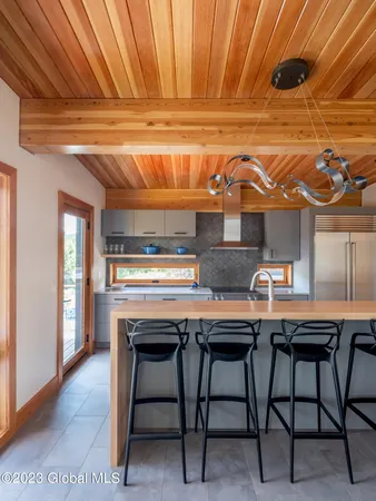 $1,593,720 | 3 Kanachta Lane, Saratoga Springs, NY 12866