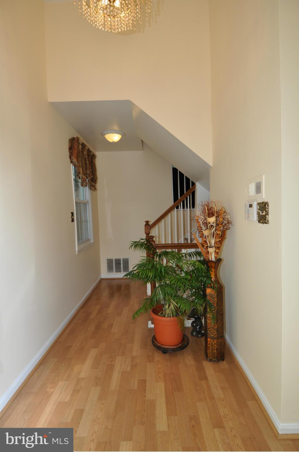 2 Ramsdell Terrace Gaithersburg, MD 20878 - Photo 2 of 30 Front Entry