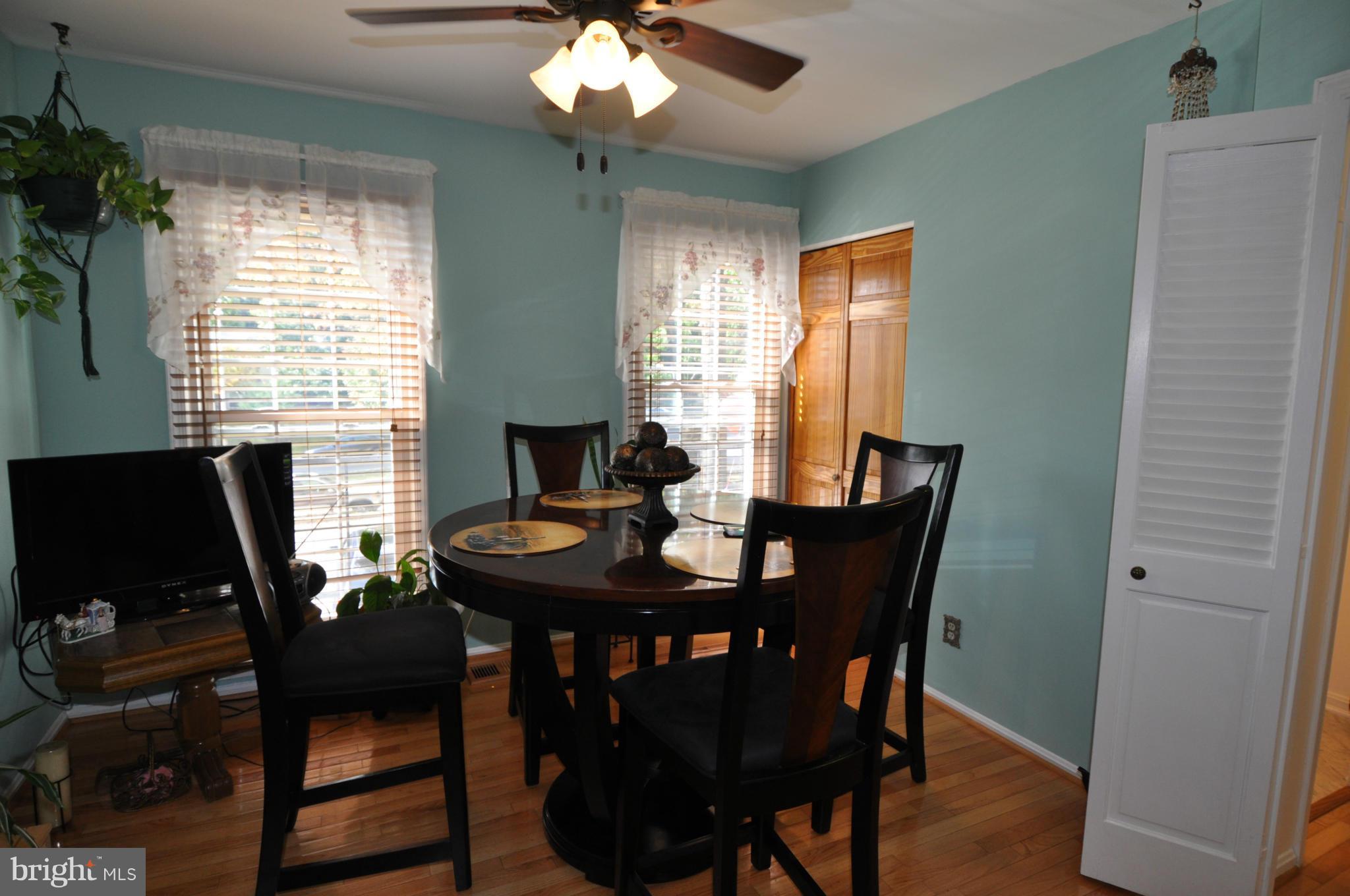 2 Ramsdell Terrace Gaithersburg, MD 20878 - Photo 13 of 30 Breakfast Nook
