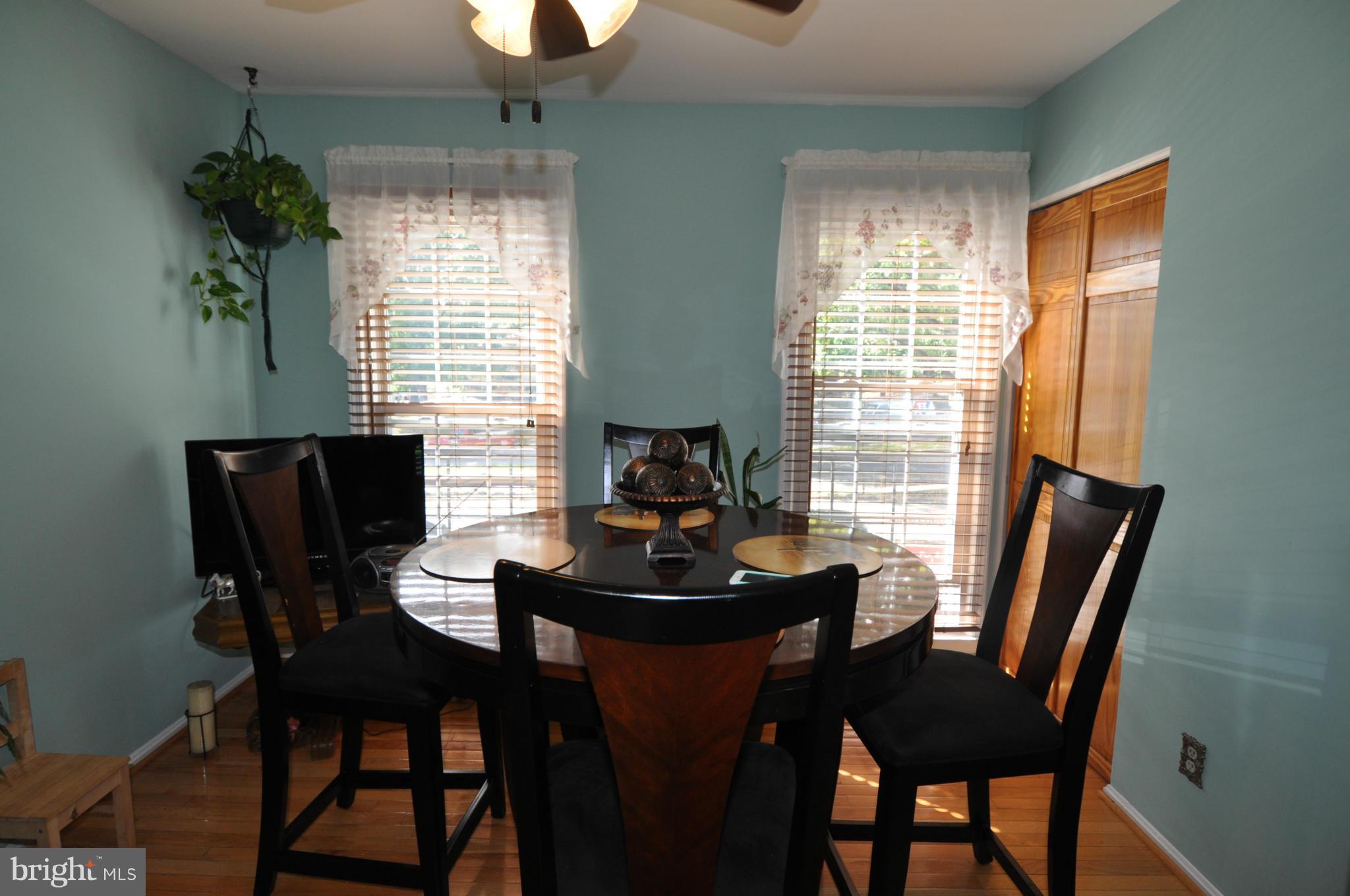 2 Ramsdell Terrace Gaithersburg, MD 20878 - Photo 14 of 30 Breakfast Nook