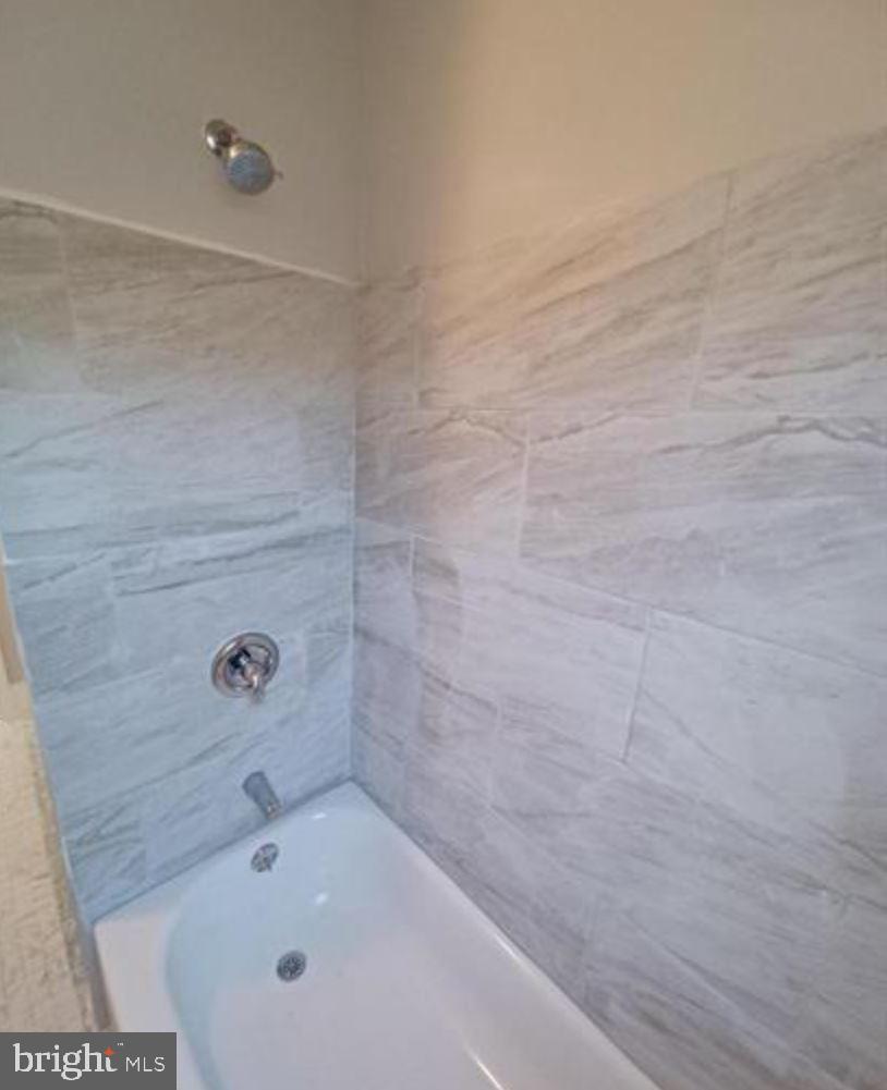 4621 Howell Street, Unit 4 Philadelphia, PA 19135 - Photo 4 of 8