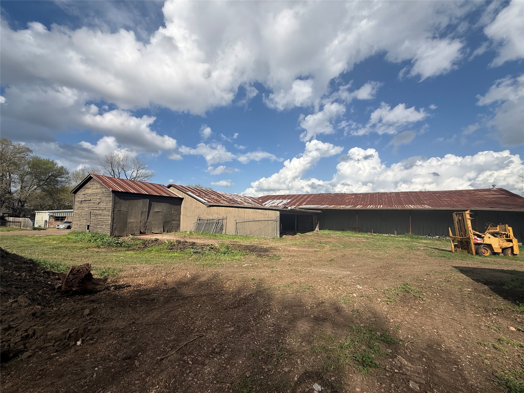 1702 South Baylor Street Brenham, TX 77833 - Photo 2 of 7