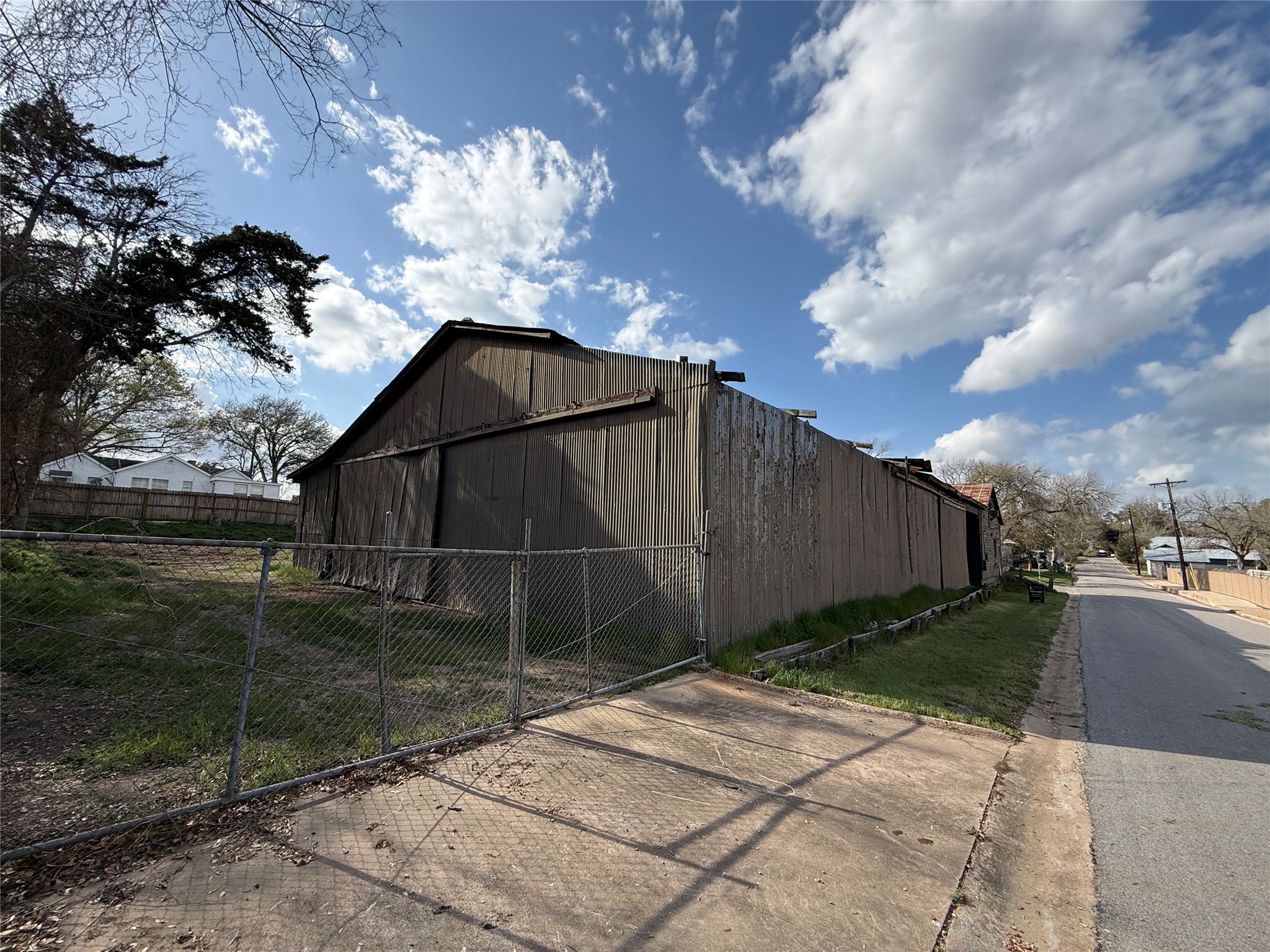 1702 South Baylor Street Brenham, TX 77833 - Photo 7 of 7