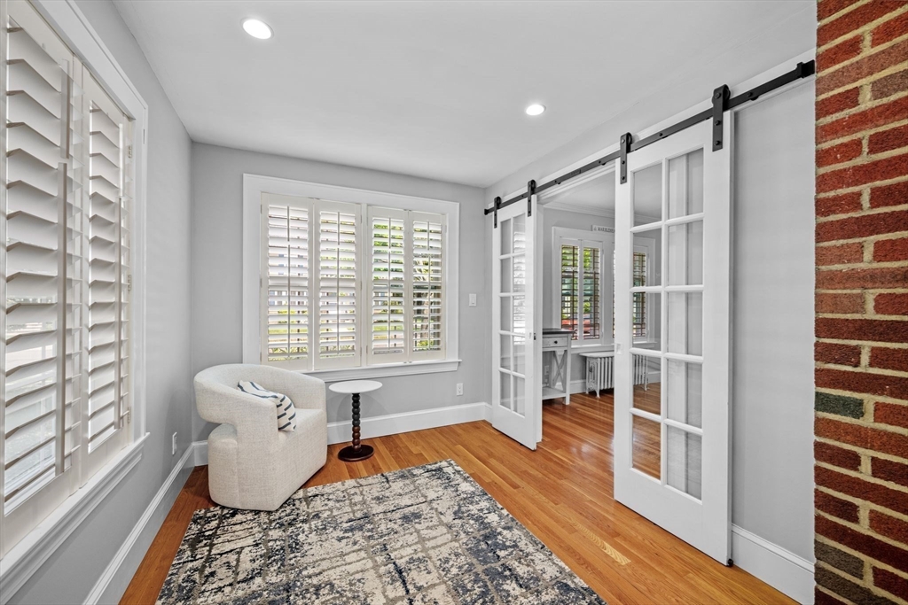18 Pickwick Road Marblehead, MA 01945 - Photo 10 of 30