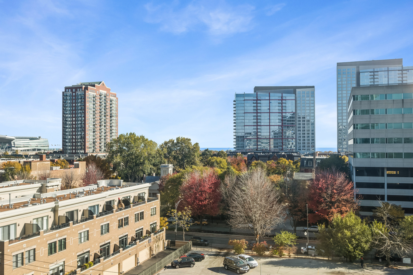 1845 South Michigan Avenue, Unit 808 Chicago, IL 60616 - Photo 4 of 14 a view of building with yard