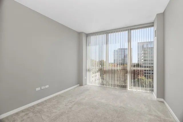 $269,000 | 1845 South Michigan Avenue, Unit 808, Chicago, IL 60616