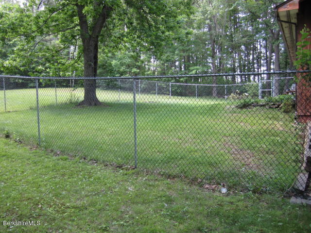 20110616212513569336000000-o[1]
