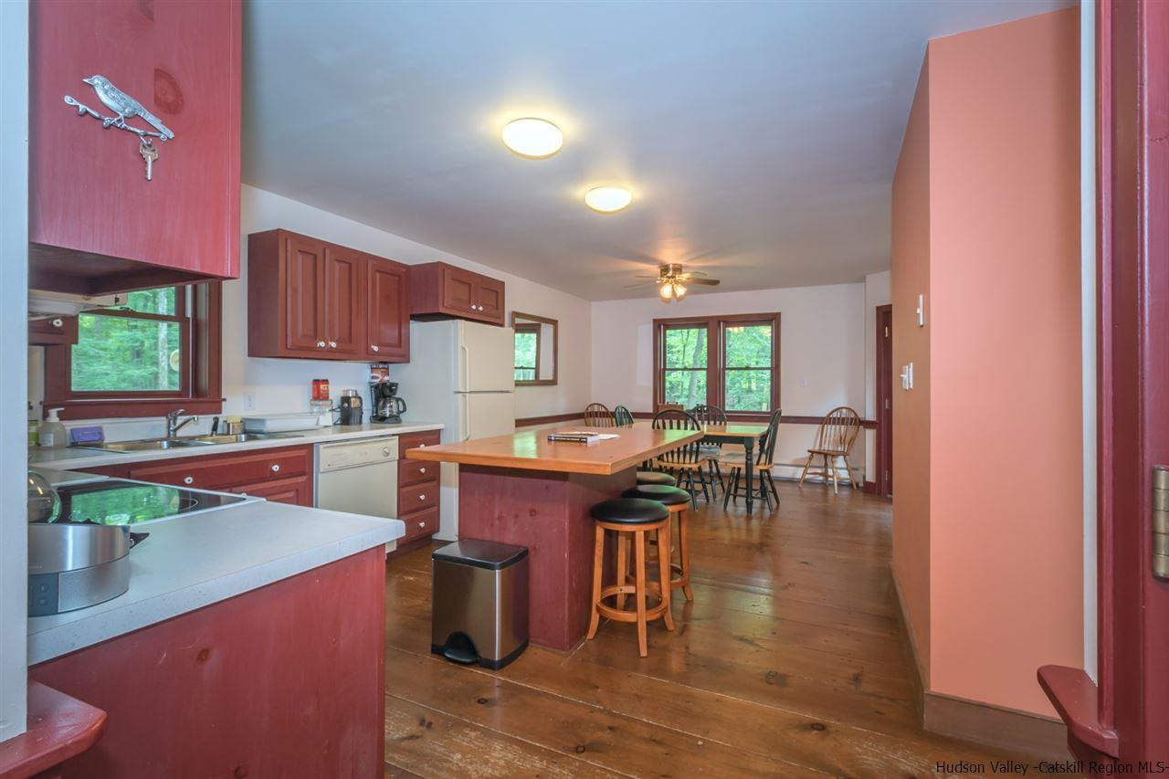 462 Decker Road Wallkill, NY 12589 - Photo 8 of 35 Photo 8