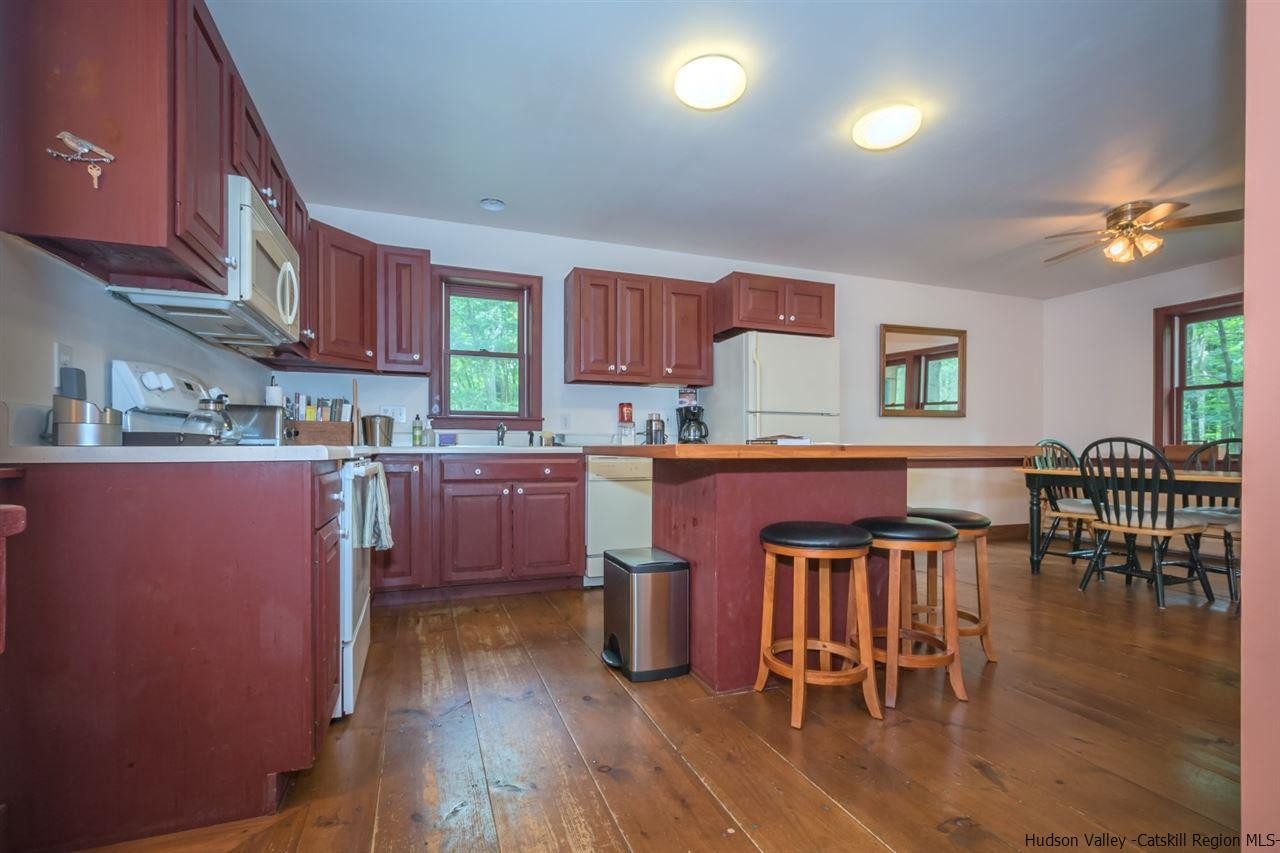 462 Decker Road Wallkill, NY 12589 - Photo 9 of 35 Photo 9