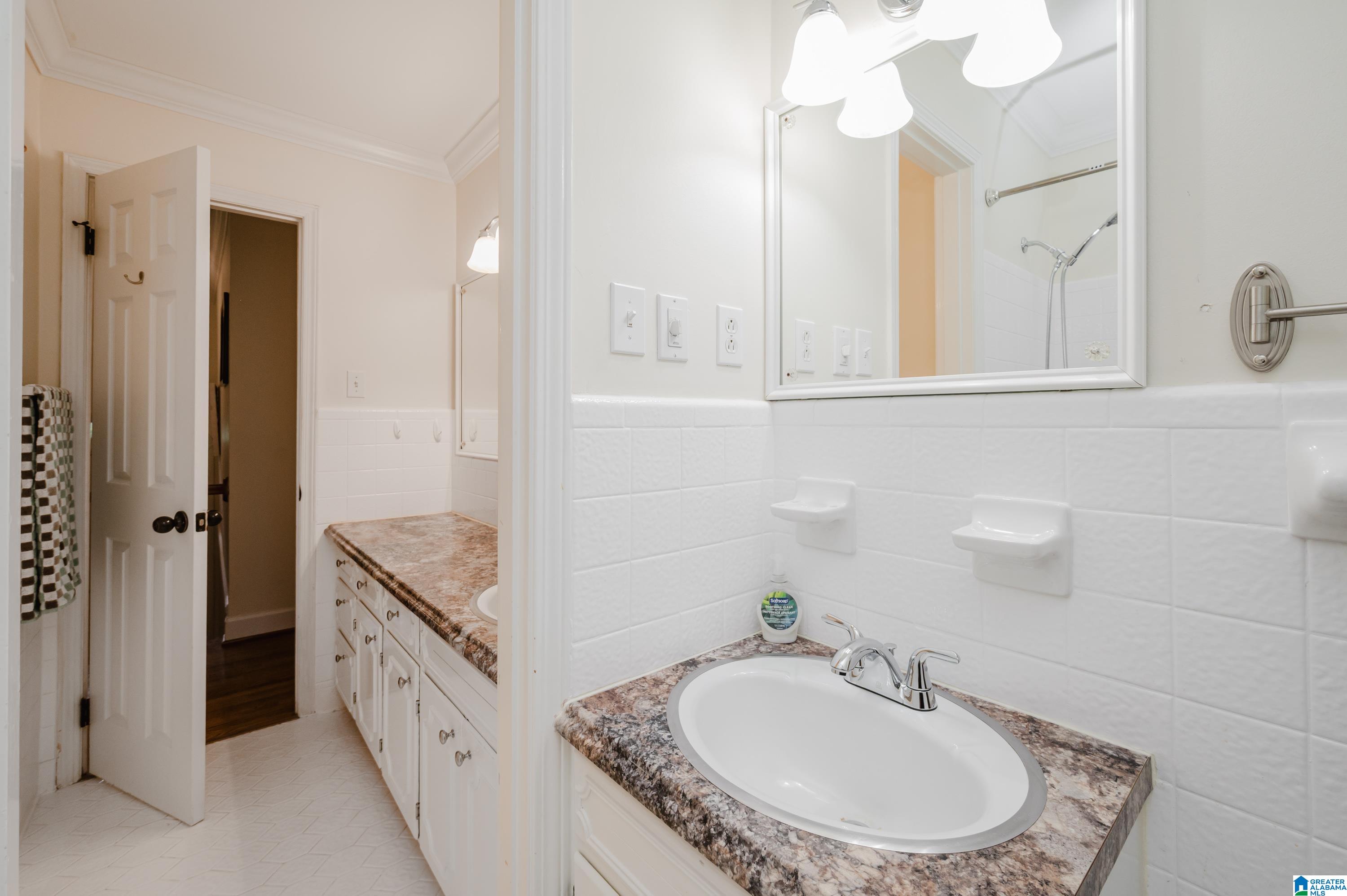 1577 Berry Road Homewood, AL 35226 - Photo 29 of 56 Gallery Image 29