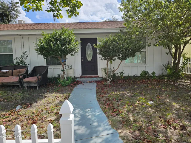 $1,560 | 2807 A West 11th Street, Panama City, FL 32401